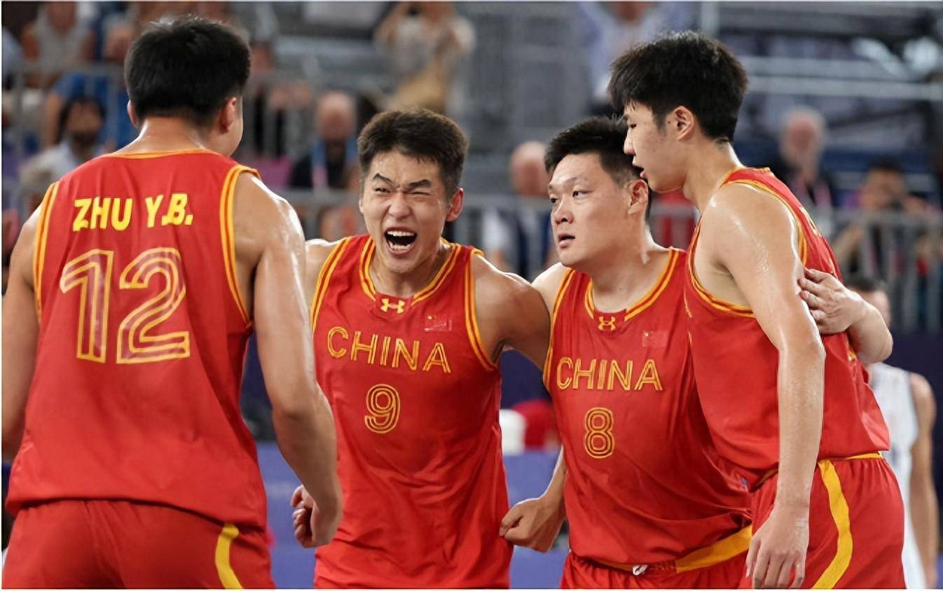 争气！中国三人男篮掀翻世界第一 张宁独砍11分成最大功臣